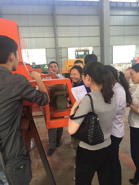 我公司組織員工去設備廠參觀學習圖5