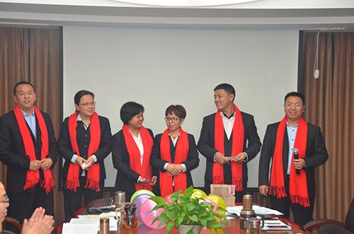 熱烈祝賀:人元生物2016年度總結(jié)表彰大會(huì)圓滿結(jié)束8 熱烈祝賀:人元生物2016年度總結(jié)表彰大會(huì)圓滿結(jié)束8