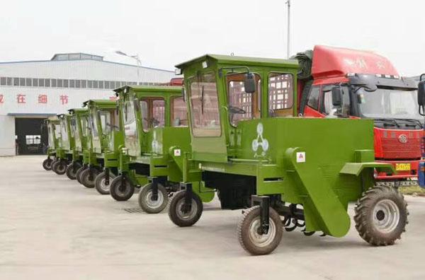 RYFD2000型輪式翻堆機山東批量發(fā)貨前點驗